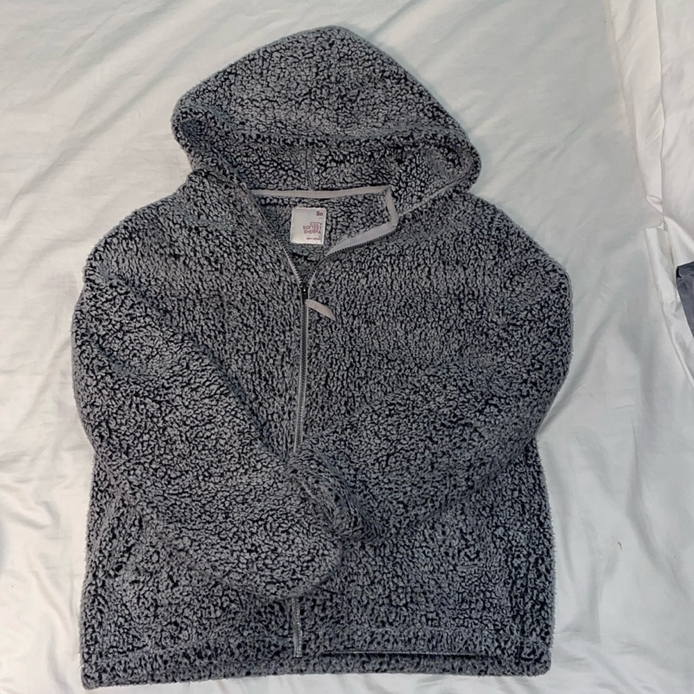 very comfy and cozy sherpa jacket!